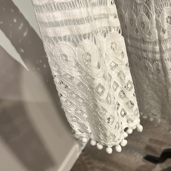 White Lace shift mini Dress with pompom ricrac details size small - Picture 5 of 13